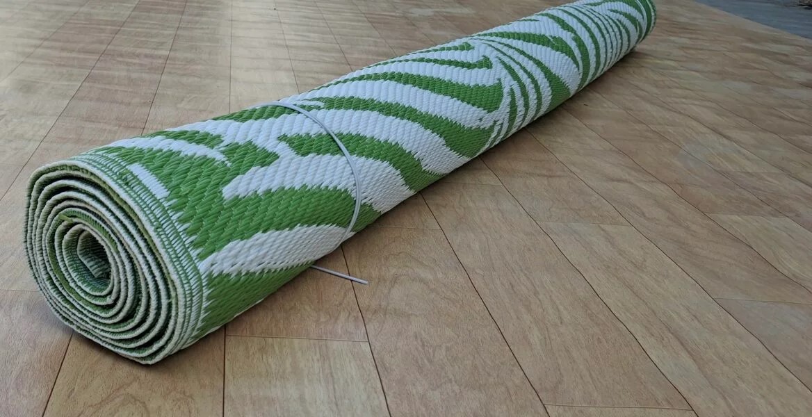 plastic straw rugs